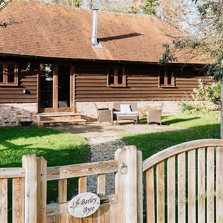 Charming Picturesque Cottage - Nr Tenterden & Rye, Pets Welcomed Rolvenden Eksteriør billede