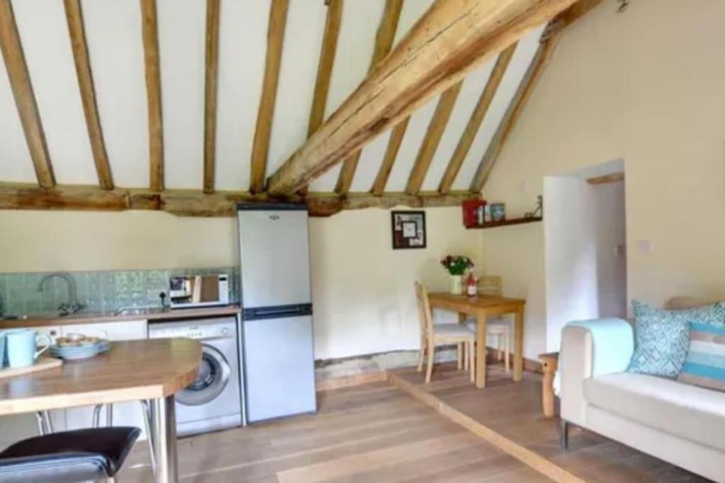 Charming Picturesque Cottage - Nr Tenterden & Rye, Pets Welcomed Rolvenden Eksteriør billede