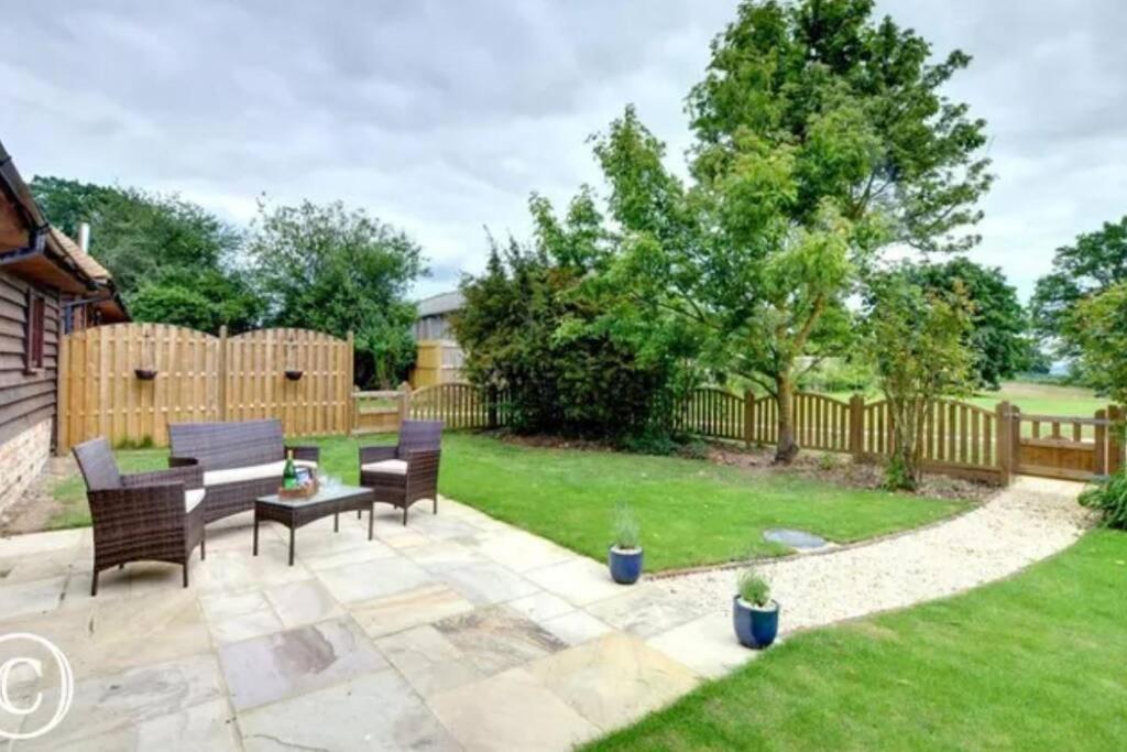 Charming Picturesque Cottage - Nr Tenterden & Rye, Pets Welcomed Rolvenden Eksteriør billede