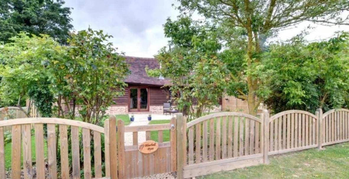 Charming Picturesque Cottage - Nr Tenterden & Rye, Pets Welcomed Rolvenden Eksteriør billede