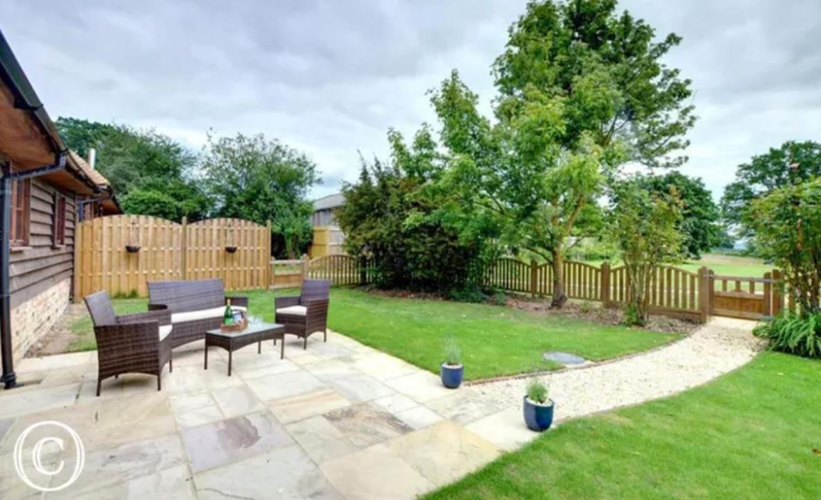 Charming Picturesque Cottage - Nr Tenterden & Rye, Pets Welcomed Rolvenden Eksteriør billede