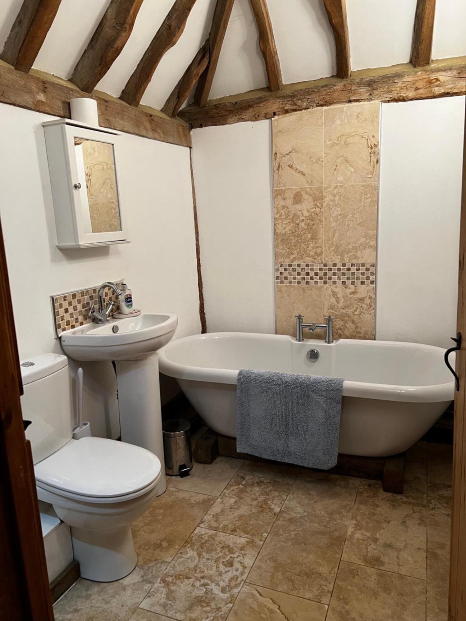 Charming Picturesque Cottage - Nr Tenterden & Rye, Pets Welcomed Rolvenden Eksteriør billede